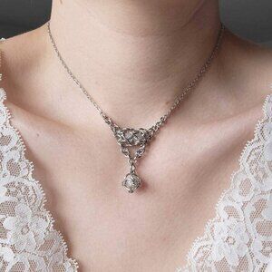 Gothic V shaped fairy necklace with a small silver chain